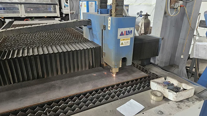 Máy cắt Laser CNC 6m